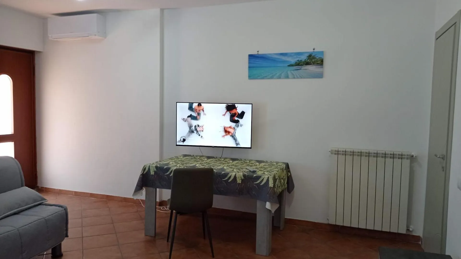 Alloggio Per Uso Turistico Falcocchio Massimo 로마 0*,